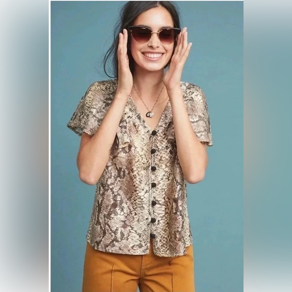 Anthropologie Eva Franco Willow Snake Print Lace Top Flutter Short Sleeves Sz M